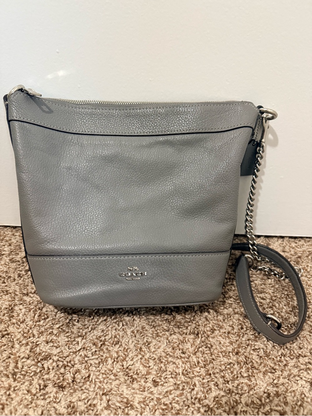 Coach Leather Paxton
Crossbody Bag
F76668